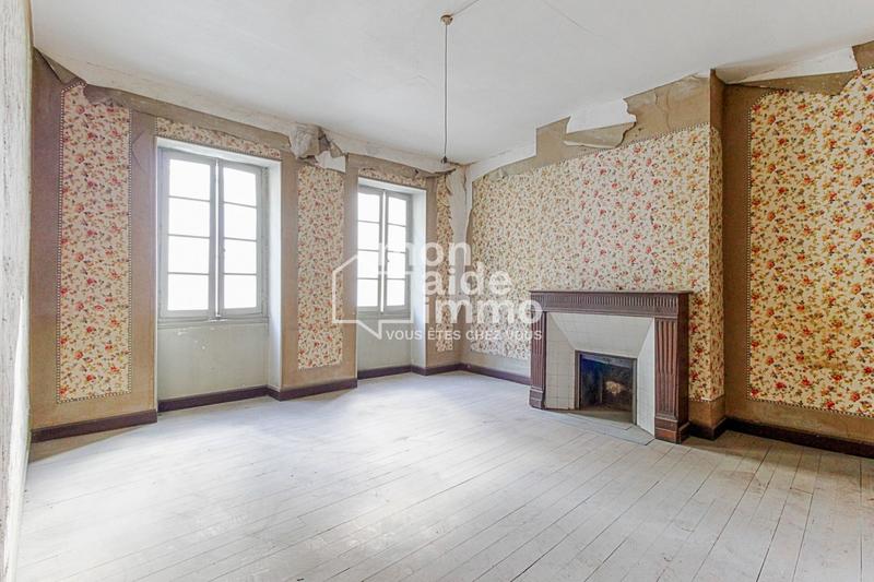 Maison ancienne - 137 m² - 6 pièces