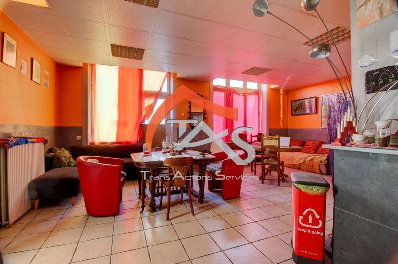 Immeuble - 252 m² - 11 pièces