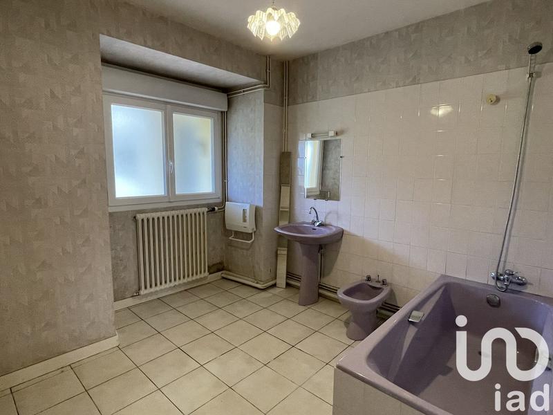 Maison - 205 m² - 10 pièces