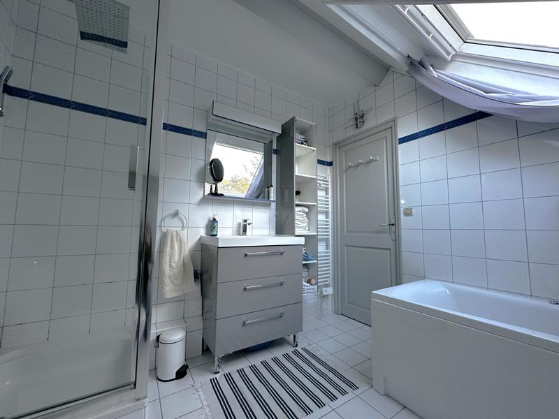 Maison - 163 m² - 7 pièces