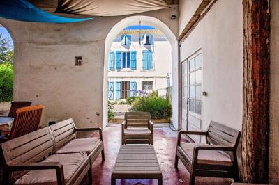 Propriété - 350 m² - 8 pièces