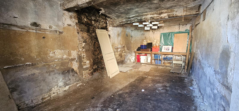 Parking / Garage - 48 m²