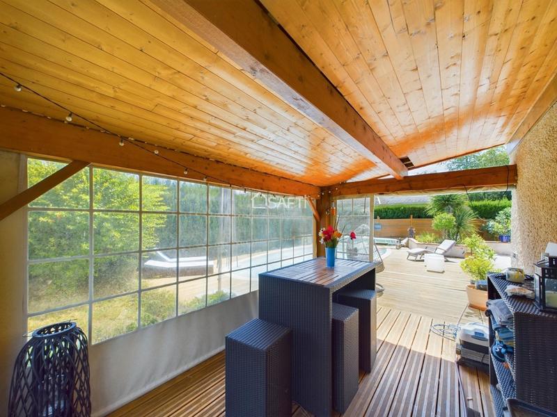 Maison - 172 m² - 5 pièces