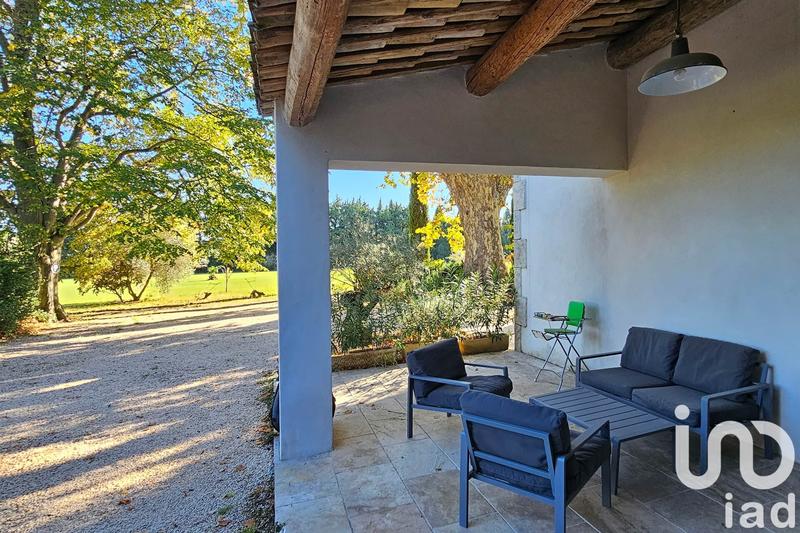 Maison - 210 m² - 7 pièces