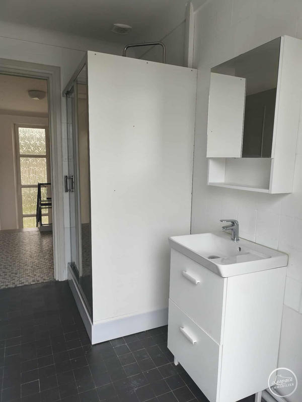 Maison traditionnelle - 152 m² - 6 pièces