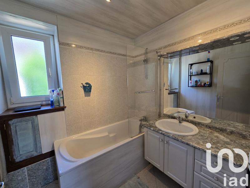 Maison - 115 m² - 4 pièces