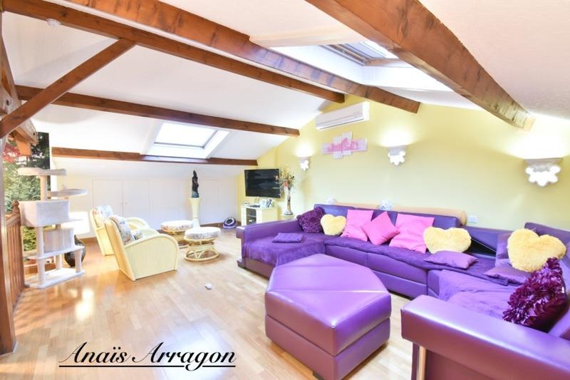 Maison de ville - 310 m² - 7 pièces