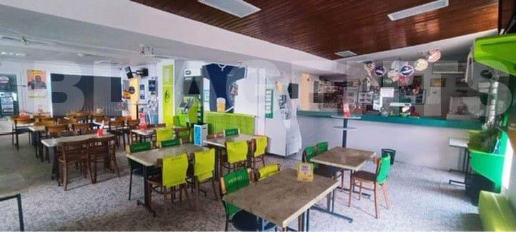 Maison de ville - 265 m² - 6 pièces