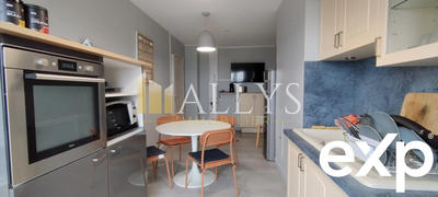 Appartement - 81 m² - 4 pièces