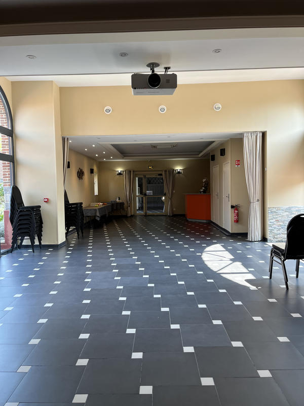 Propriété - 588 m² - 13 pièces