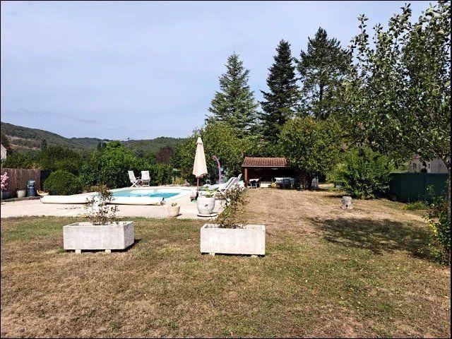 Maison - 128 m² - 4 pièces