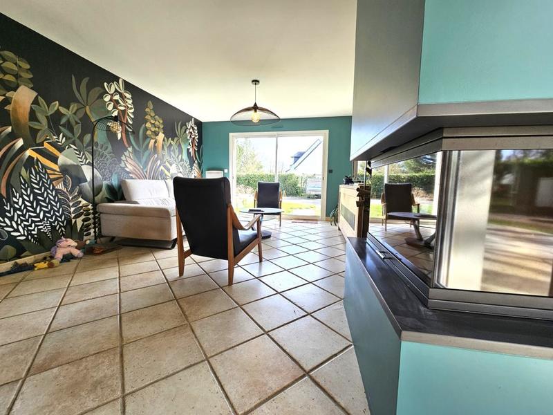 Maison - 167 m² - 8 pièces