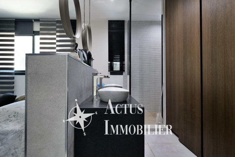 Maison - 122 m² - 5 pièces