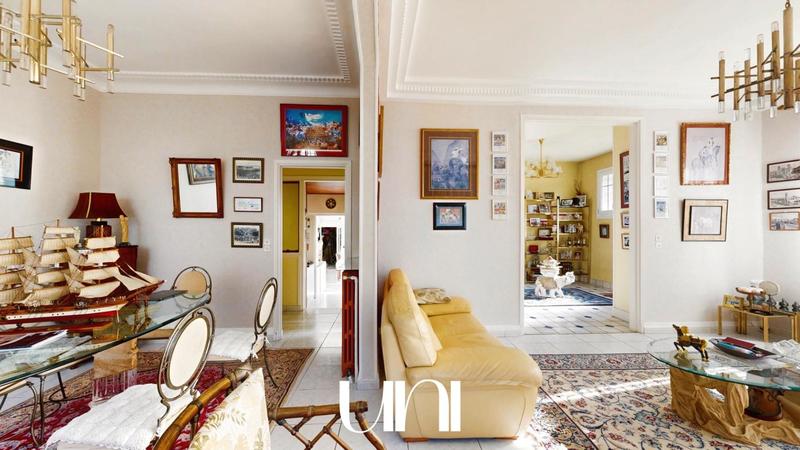 Maison - 172 m² - 7 pièces