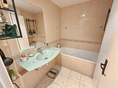 Appartement - 84 m² - 4 pièces