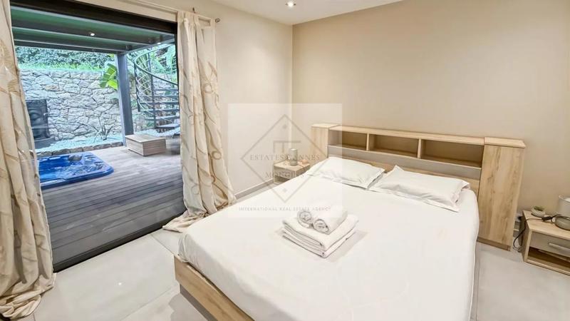 Villa - 170 m² - 6 pièces