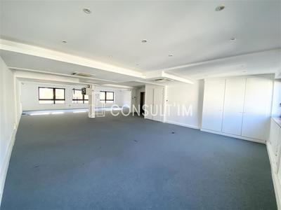 Bureau - 400 m²