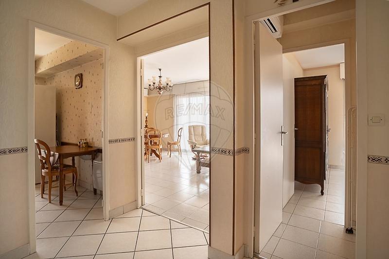 Appartement - 85 m² - 4 pièces