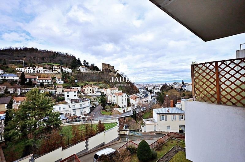 Appartement - 90 m² - 4 pièces