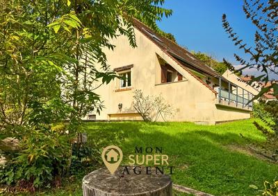 Maison - 171 m² - 9 pièces