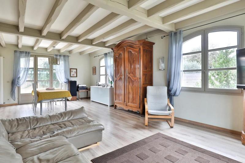 Maison - 204 m² - 6 pièces