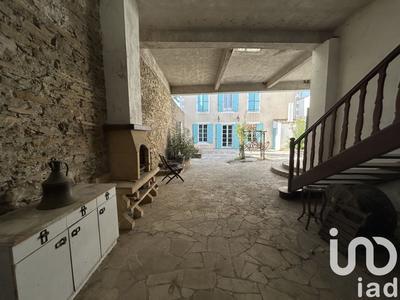 Maison de village - 318 m² - 10 pièces