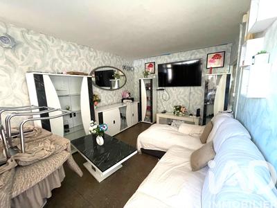 Appartement - 70 m² - 4 pièces