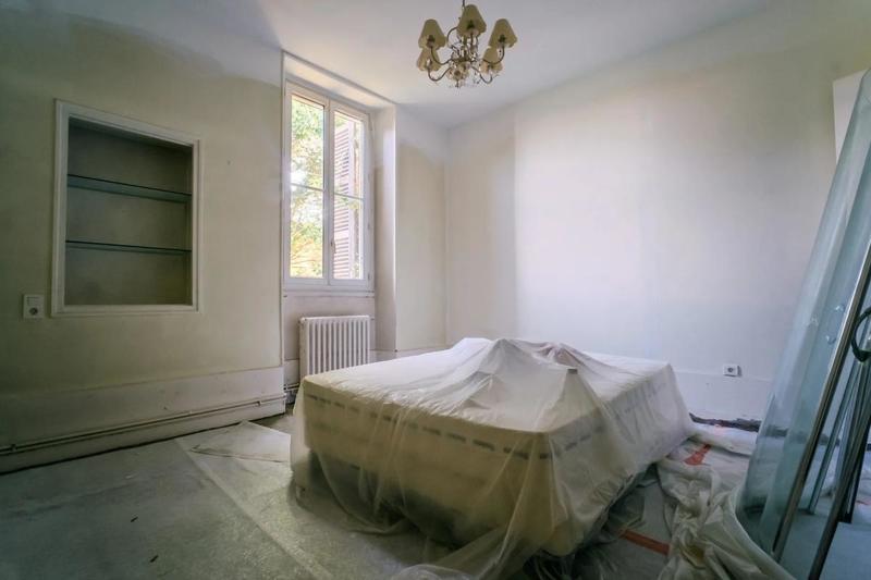 Maison - 260 m² - 7 pièces