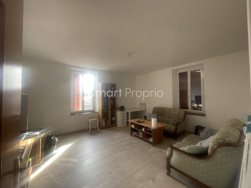 Propriété - 222 m² - 7 pièces