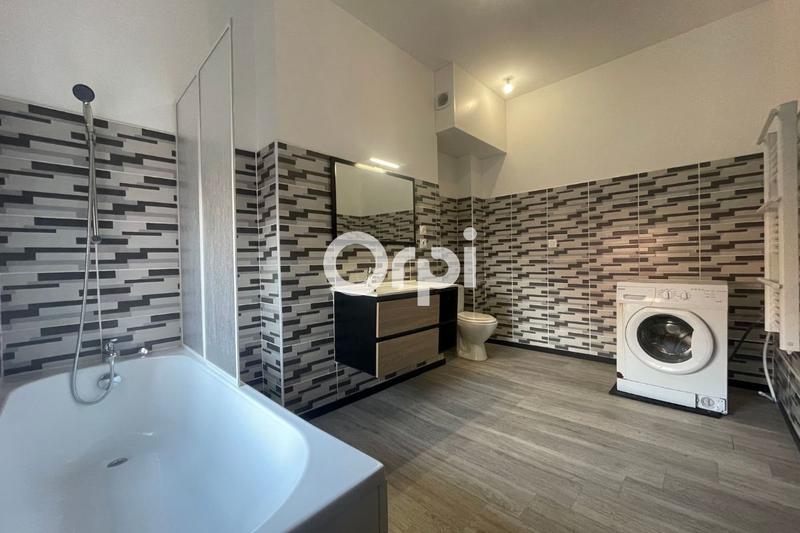 Maison - 136 m² - 8 pièces