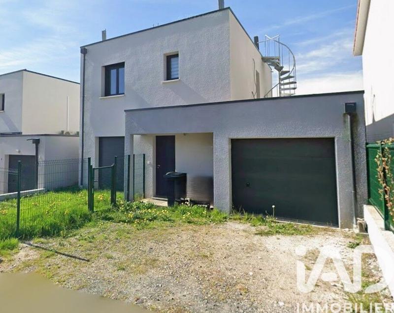 Maison - 85 m² - 4 pièces