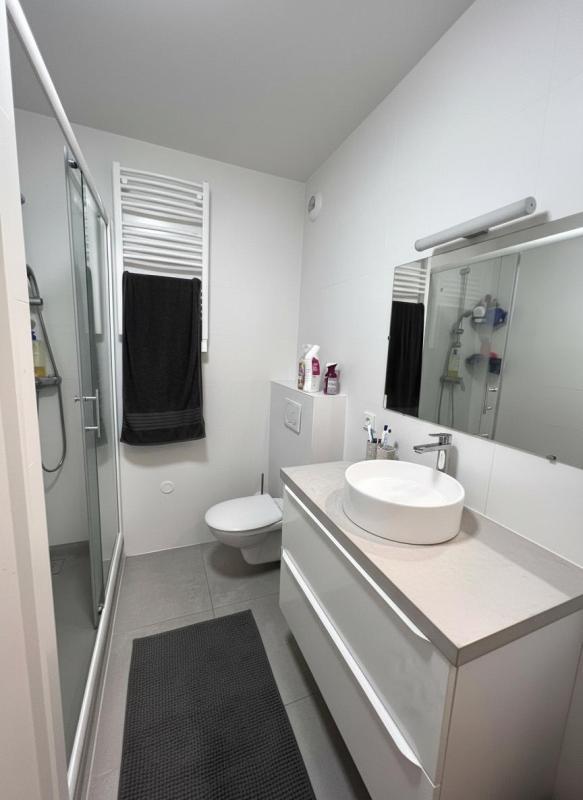 Duplex - 181 m² - 7 pièces