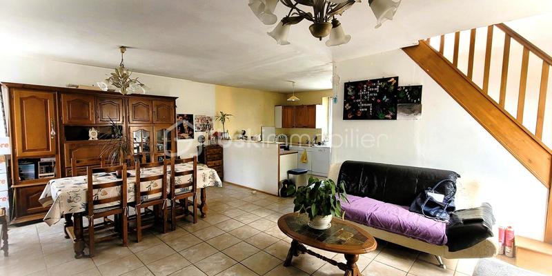 Maison de village - 80 m² - 4 pièces