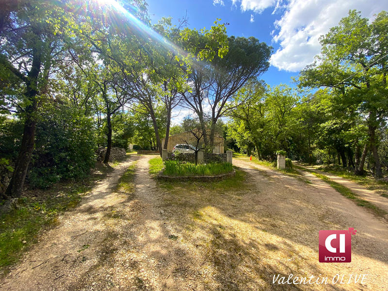 Maison - 185 m² - 7 pièces