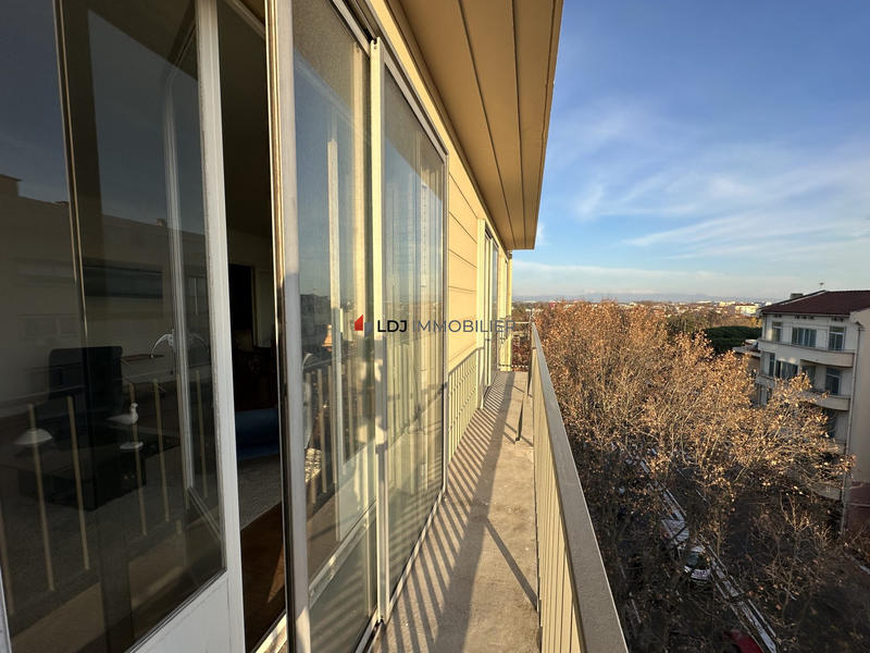 Appartement - 160 m² - 5 pièces