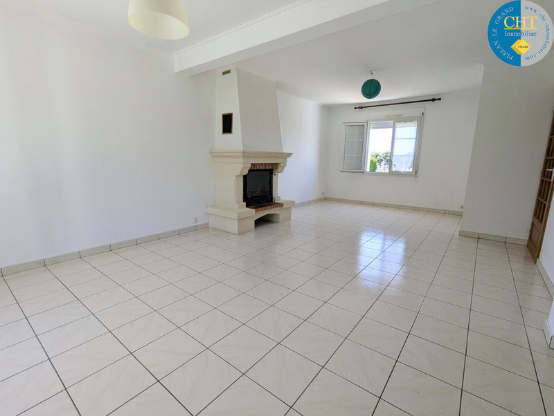 Maison - 107 m² - 6 pièces