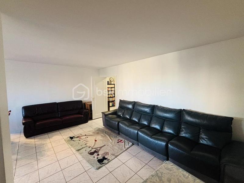 Appartement - 102 m² - 5 pièces