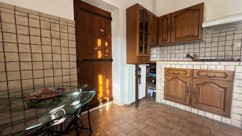 Maison - 400 m² - 12 pièces