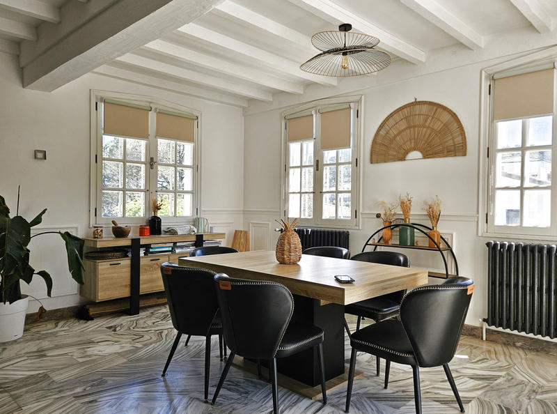 Villa - 270 m² - 8 pièces