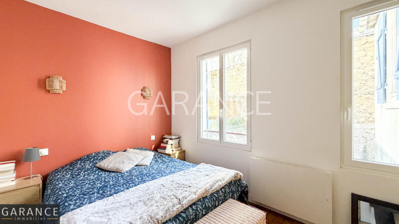 Appartement - 151 m² - 6 pièces