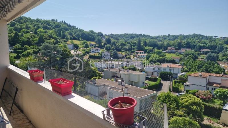 Appartement - 67 m² - 3 pièces