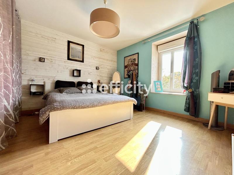 Maison - 167 m² - 6 pièces