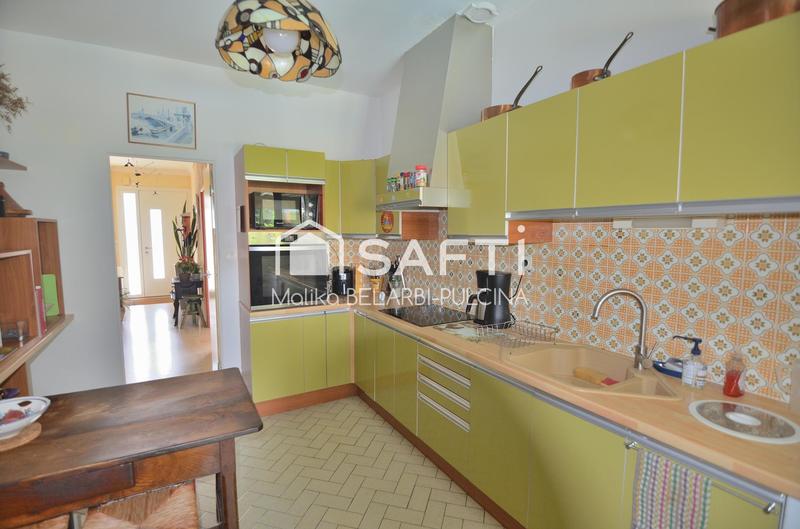 Villa - 179 m² - 6 pièces