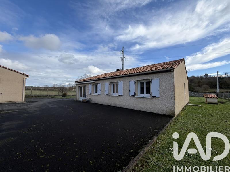 Maison - 90 m² - 5 pièces