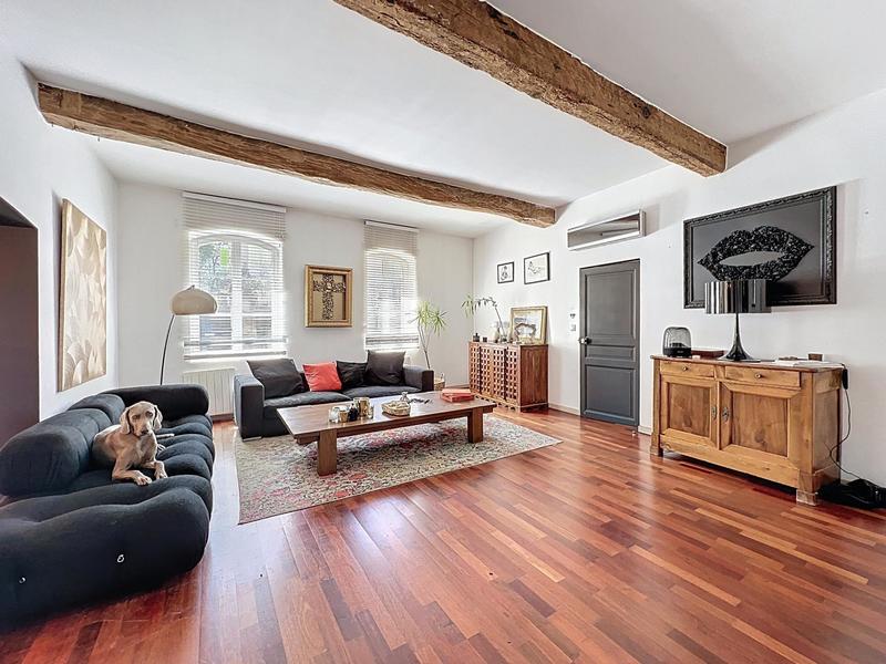 Villa - 270 m² - 7 pièces