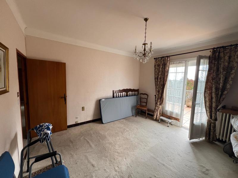 Appartement - 110 m² - 4 pièces