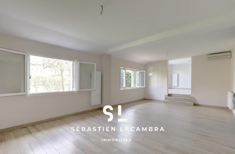 Maison - 160 m² - 6 pièces