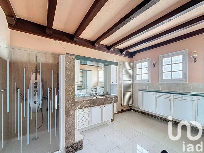 Maison de maîtres - 220 m² - 7 pièces