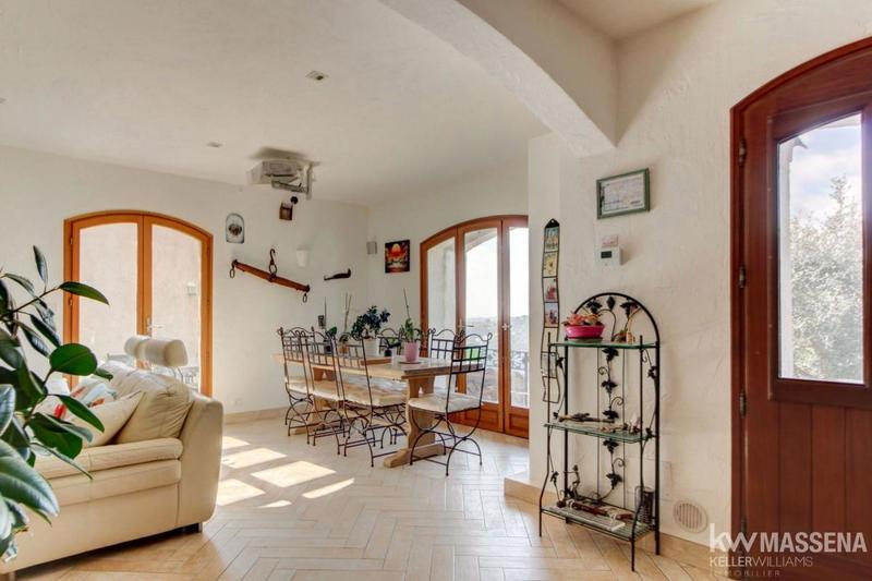 Villa - 125 m² - 6 pièces