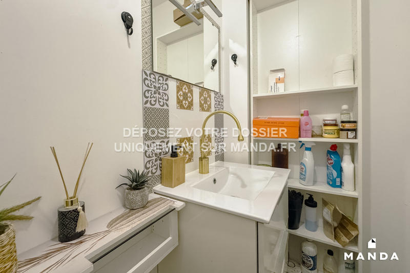 Chambre - 10 m² - 5 pièces